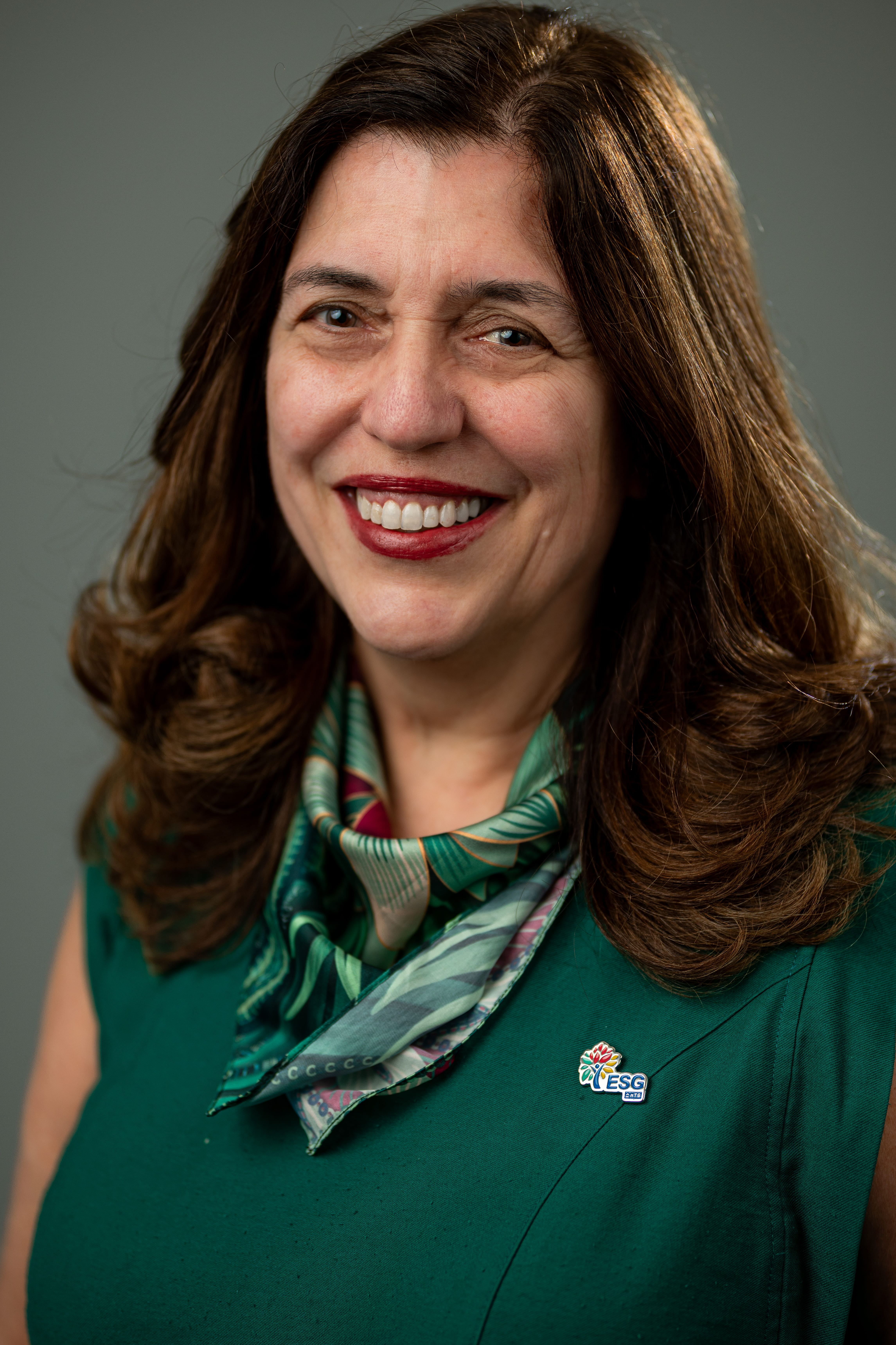 ADRIANA NUNES MACHADO